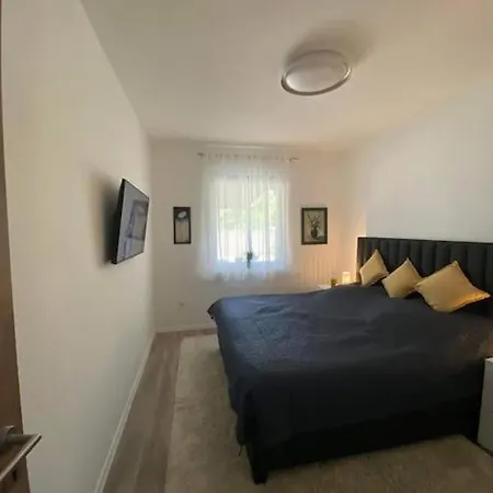 Lipi - Away From Σπίτι διακοπών Balatonszárszó