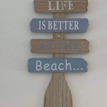 Lipi - Away From Holiday home *